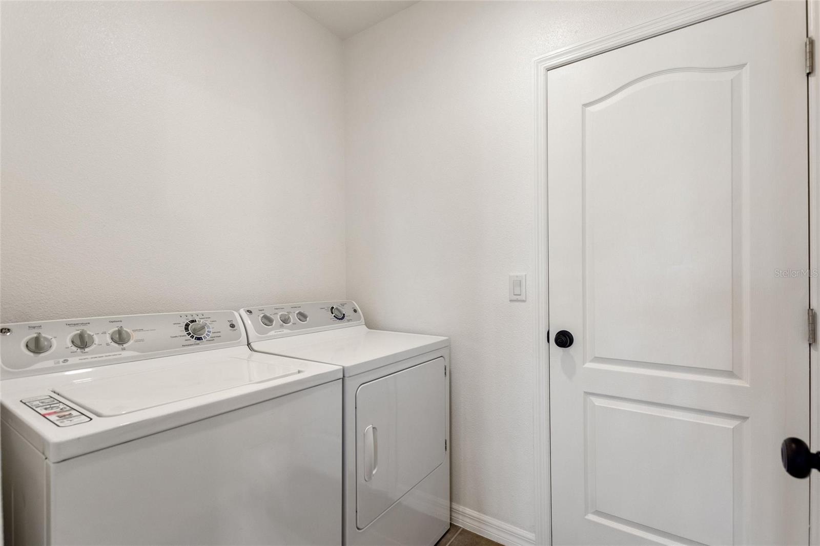 MABEL LOOP RIDGE SUB - Residential