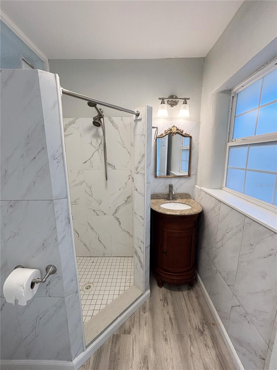 PLAZA PARK ADD CLEARWATER IMPROV CO CORR - Residential