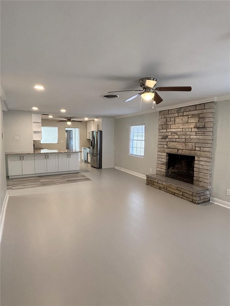 PLAZA PARK ADD CLEARWATER IMPROV CO CORR - Residential