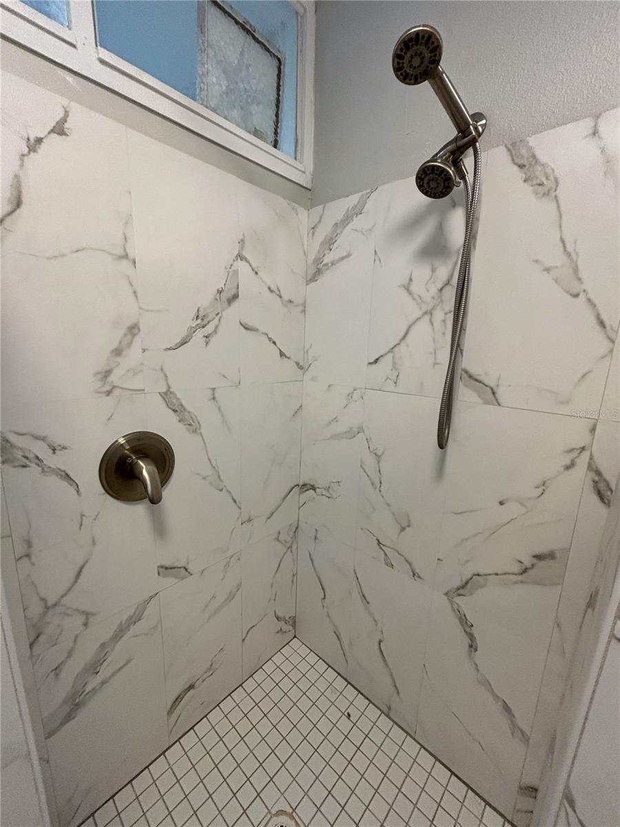 PLAZA PARK ADD CLEARWATER IMPROV CO CORR - Residential