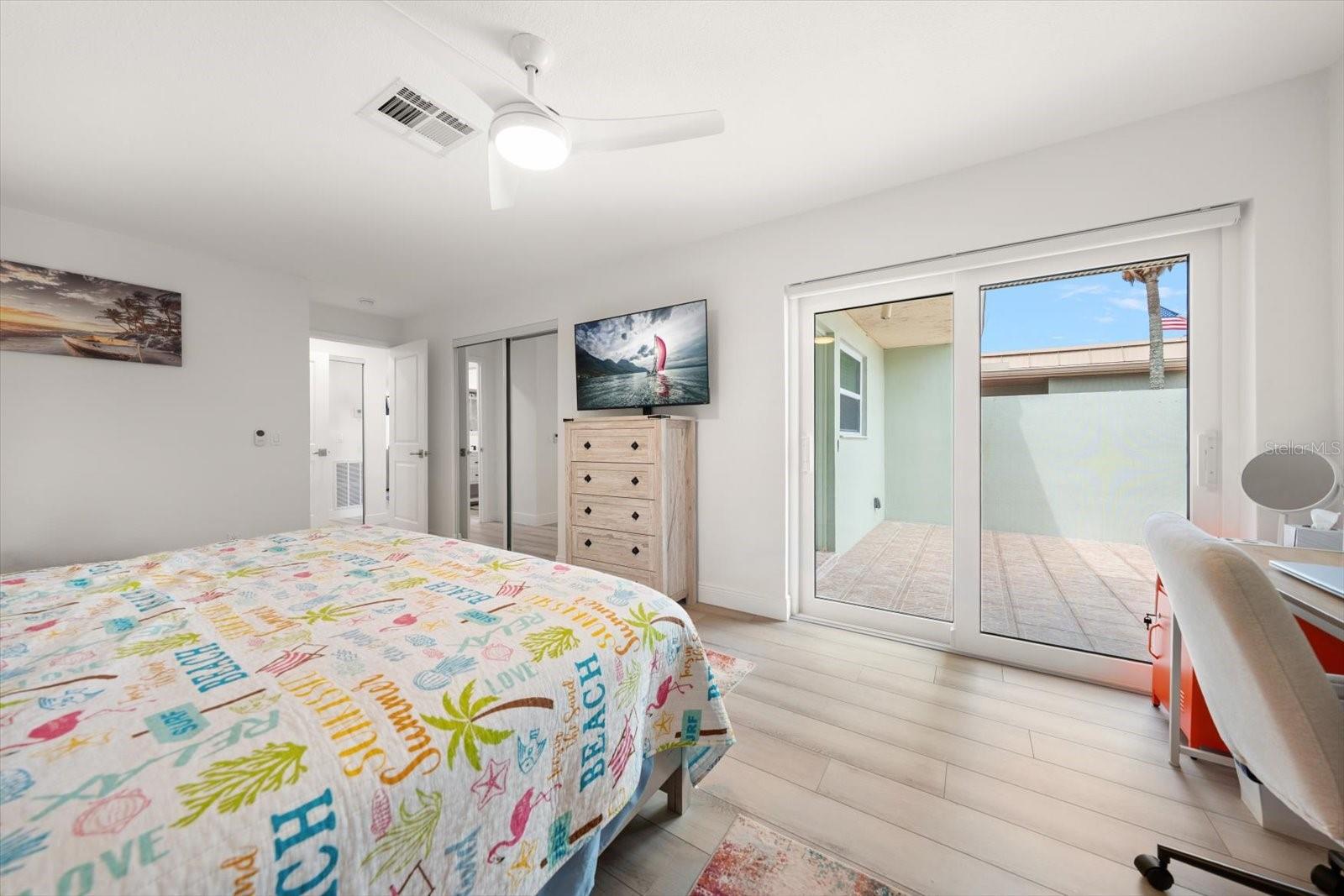 BOCA CIEGA POINT EAST - Residential