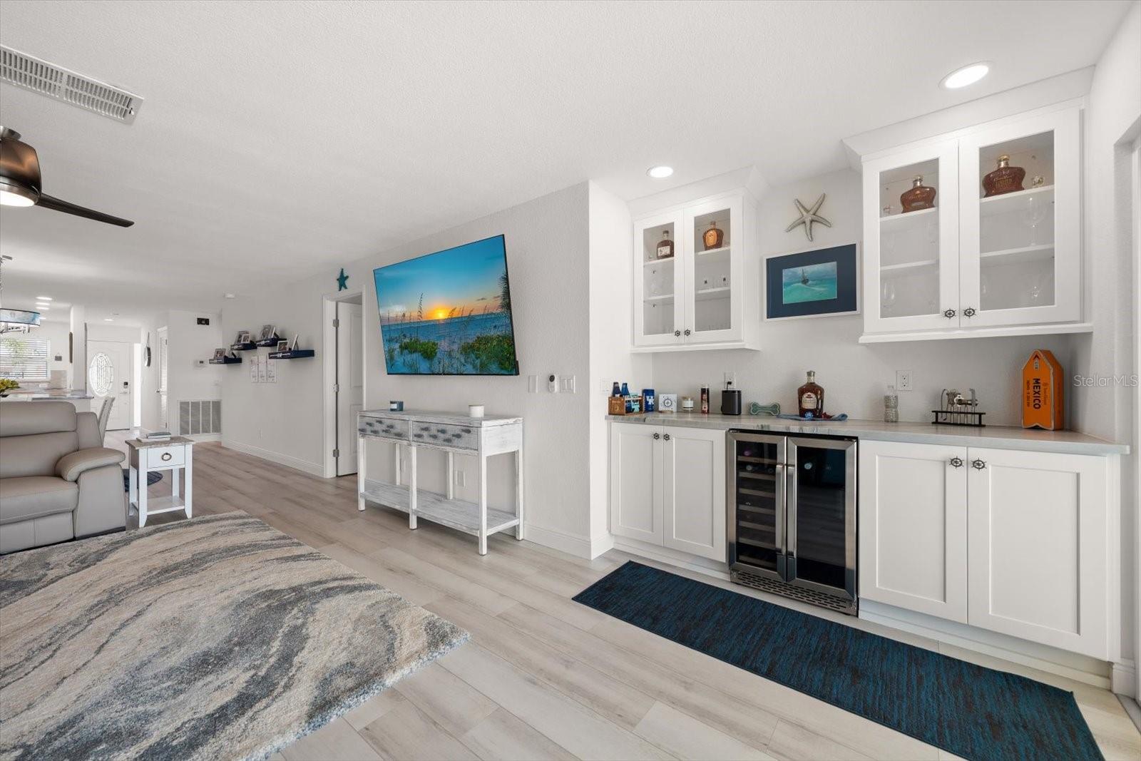 BOCA CIEGA POINT EAST - Residential