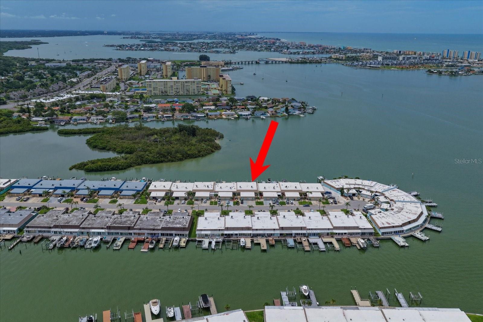 BOCA CIEGA POINT EAST - Residential