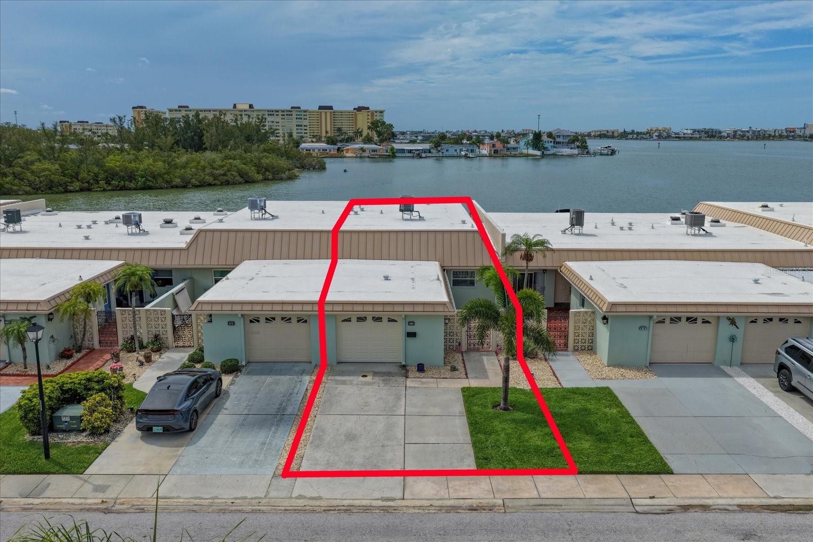 BOCA CIEGA POINT EAST - Residential