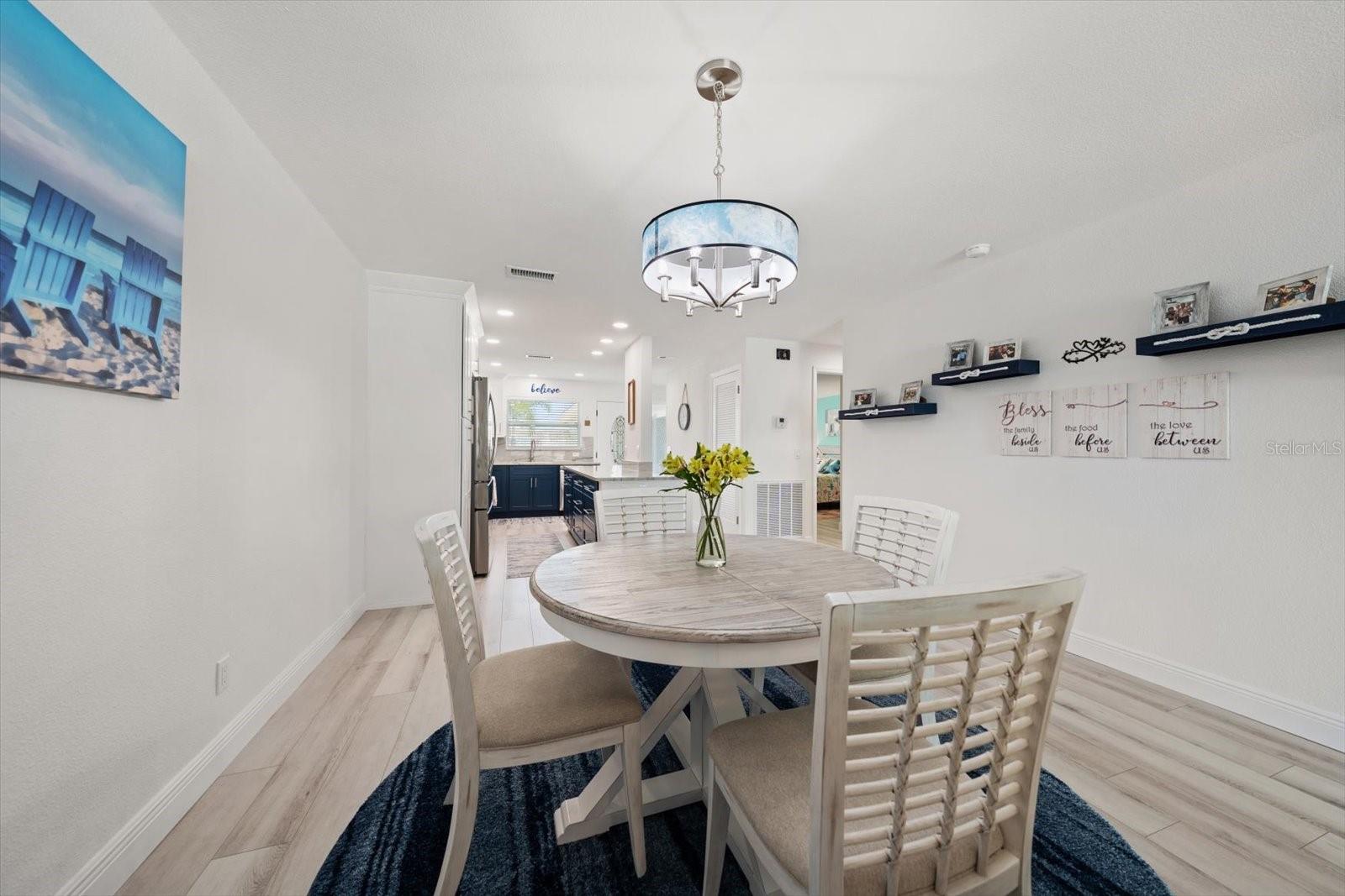 BOCA CIEGA POINT EAST - Residential