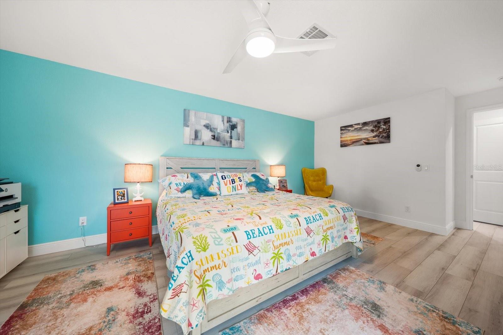 BOCA CIEGA POINT EAST - Residential