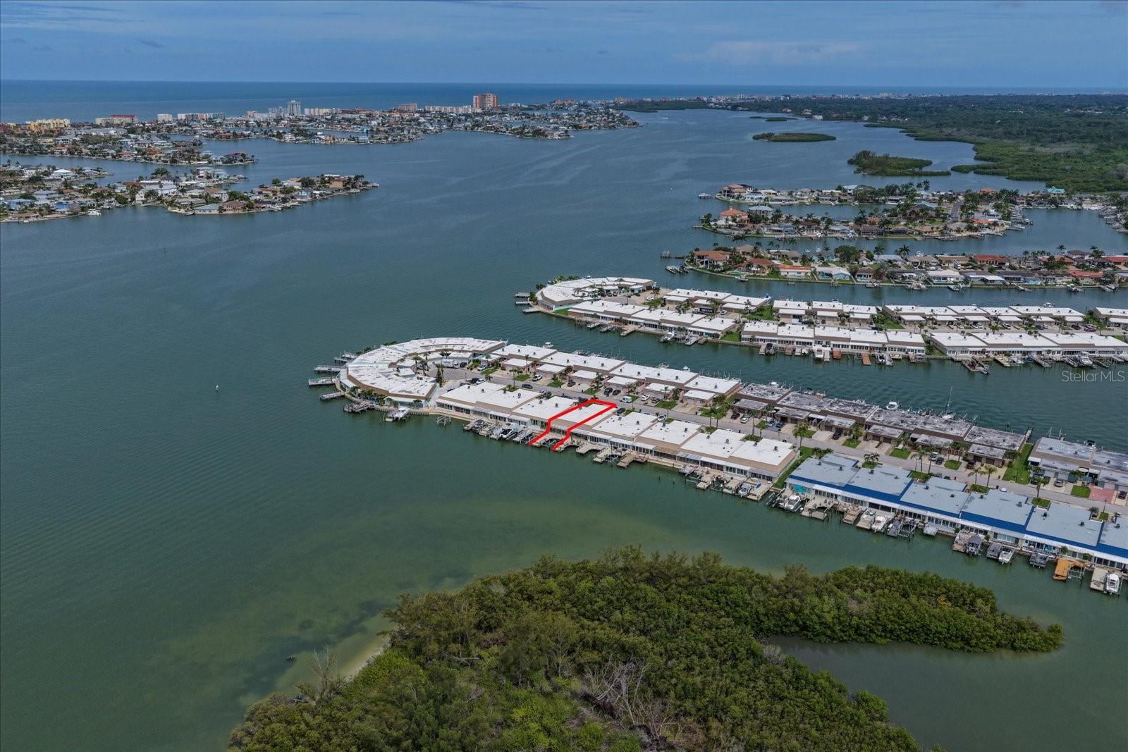 BOCA CIEGA POINT EAST - Residential