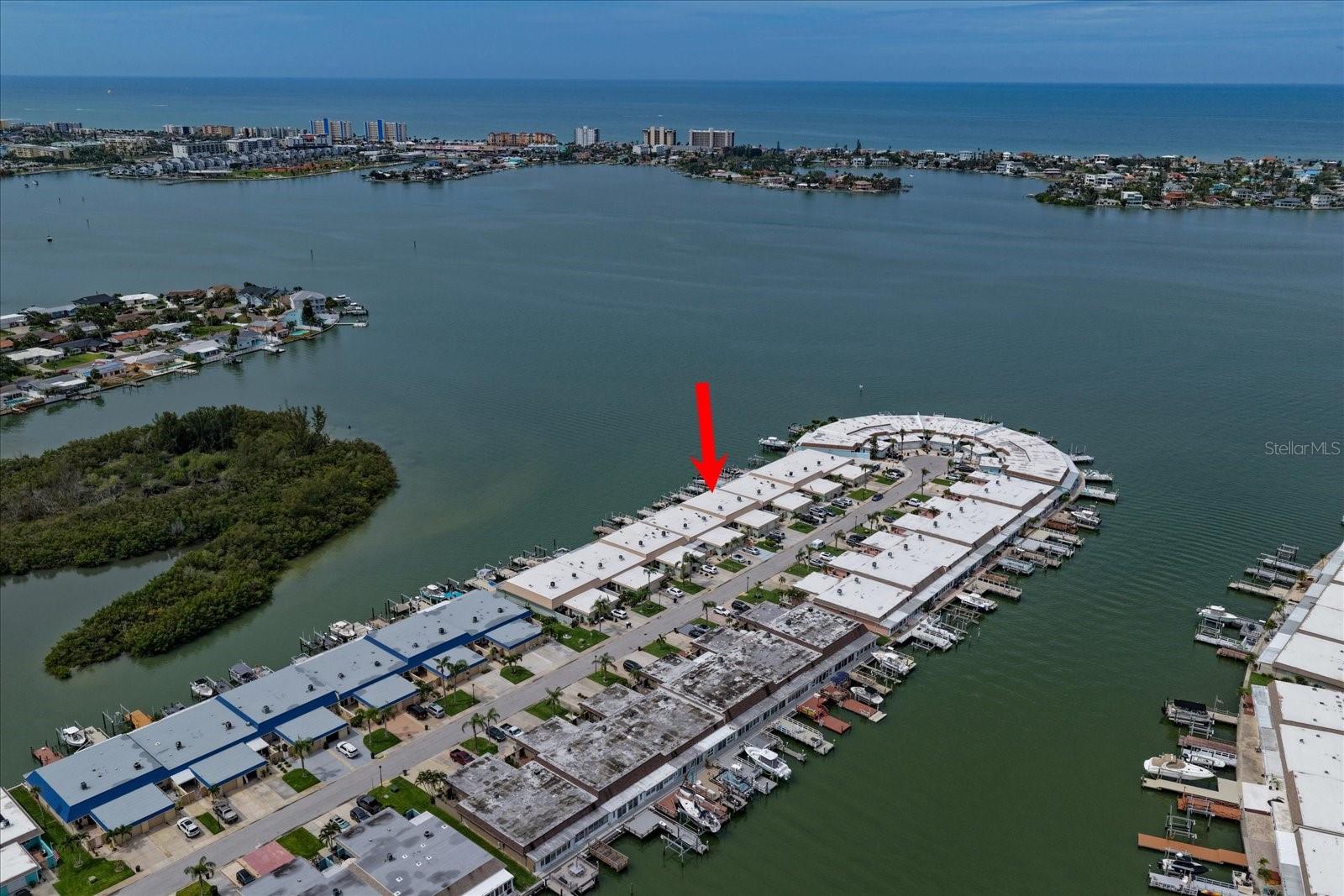 BOCA CIEGA POINT EAST - Residential