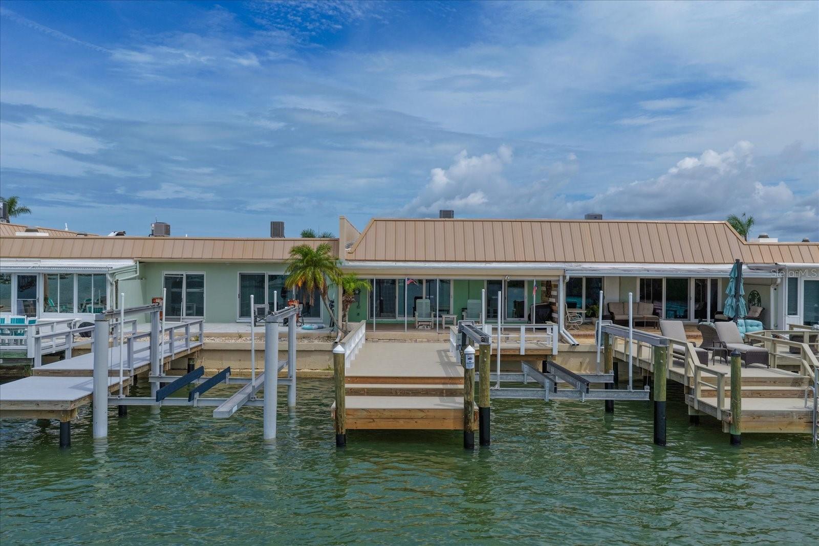 BOCA CIEGA POINT EAST - Residential