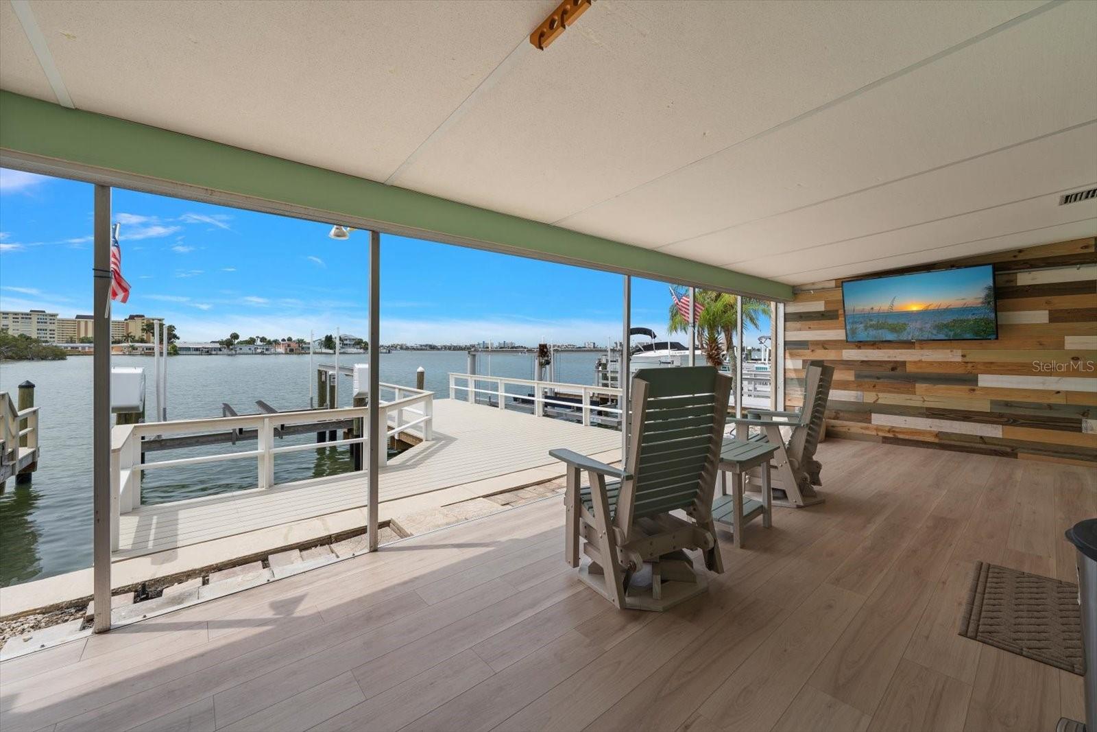 BOCA CIEGA POINT EAST - Residential