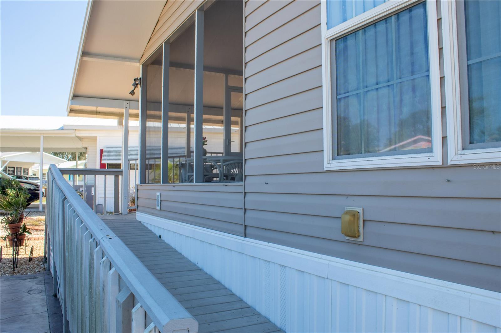 SADDLEBAG - Residential