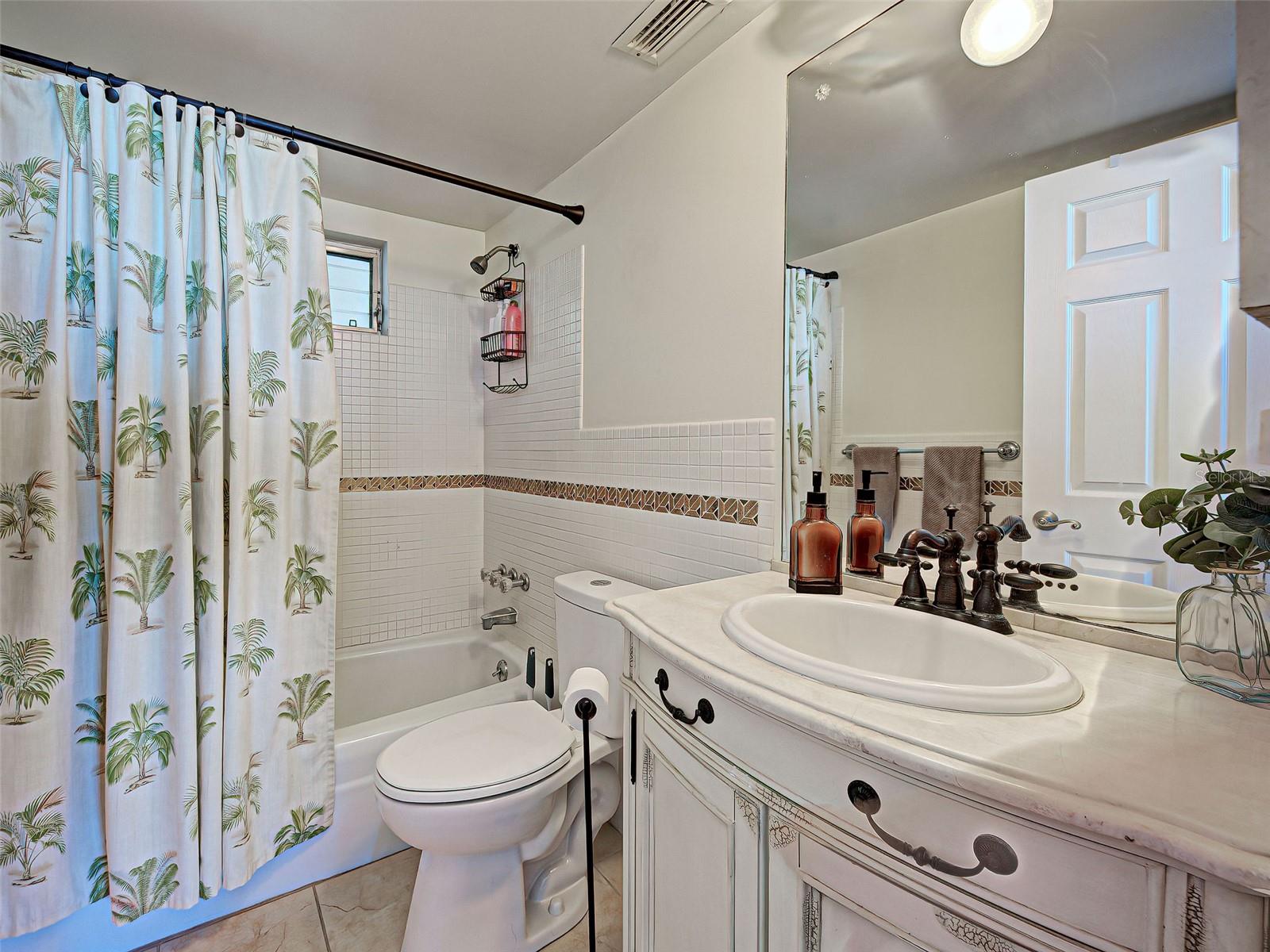 UNIT 2B, BAHIA MAR, PARCEL A - Residential