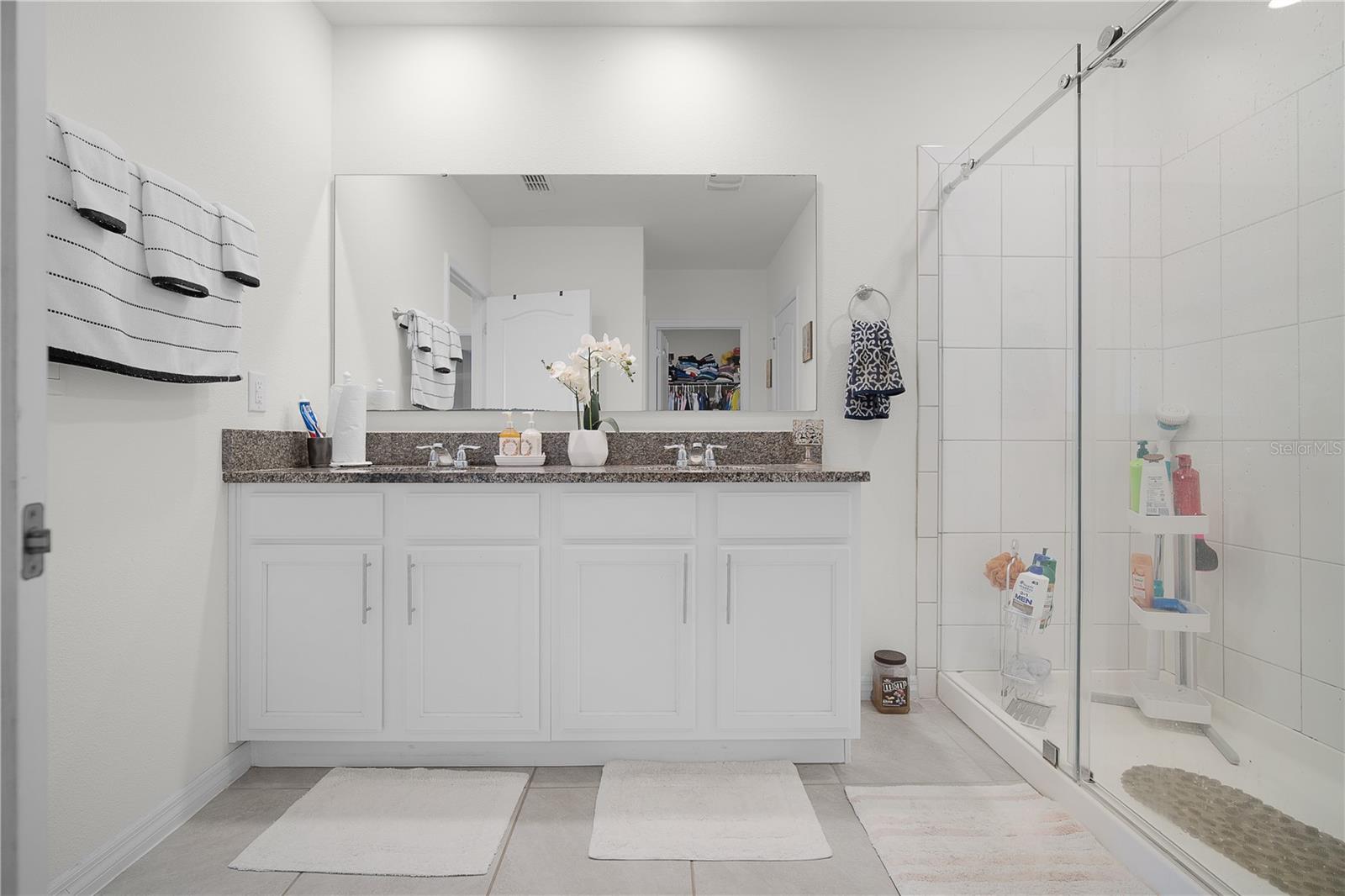 EASTGROVE - Residential