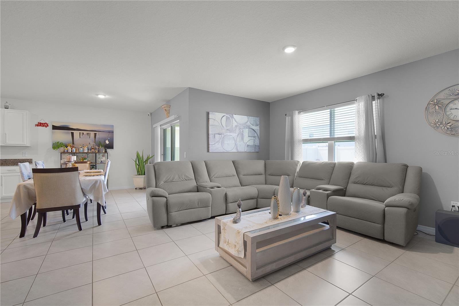 EASTGROVE - Residential