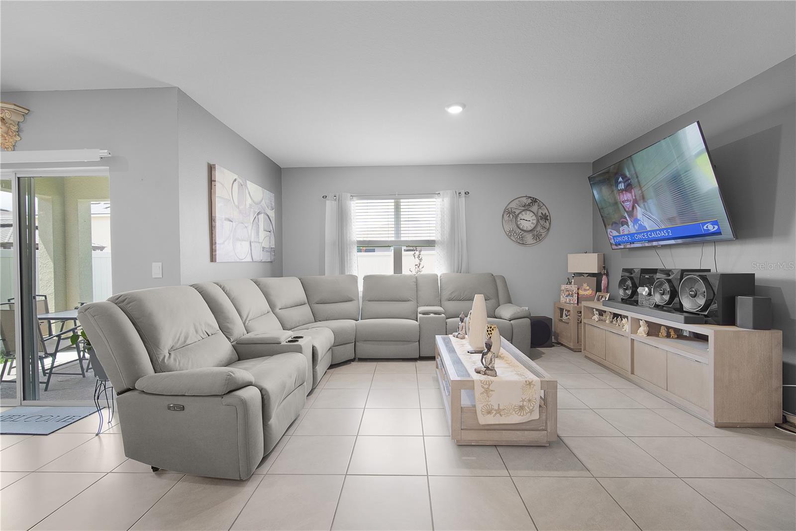 EASTGROVE - Residential