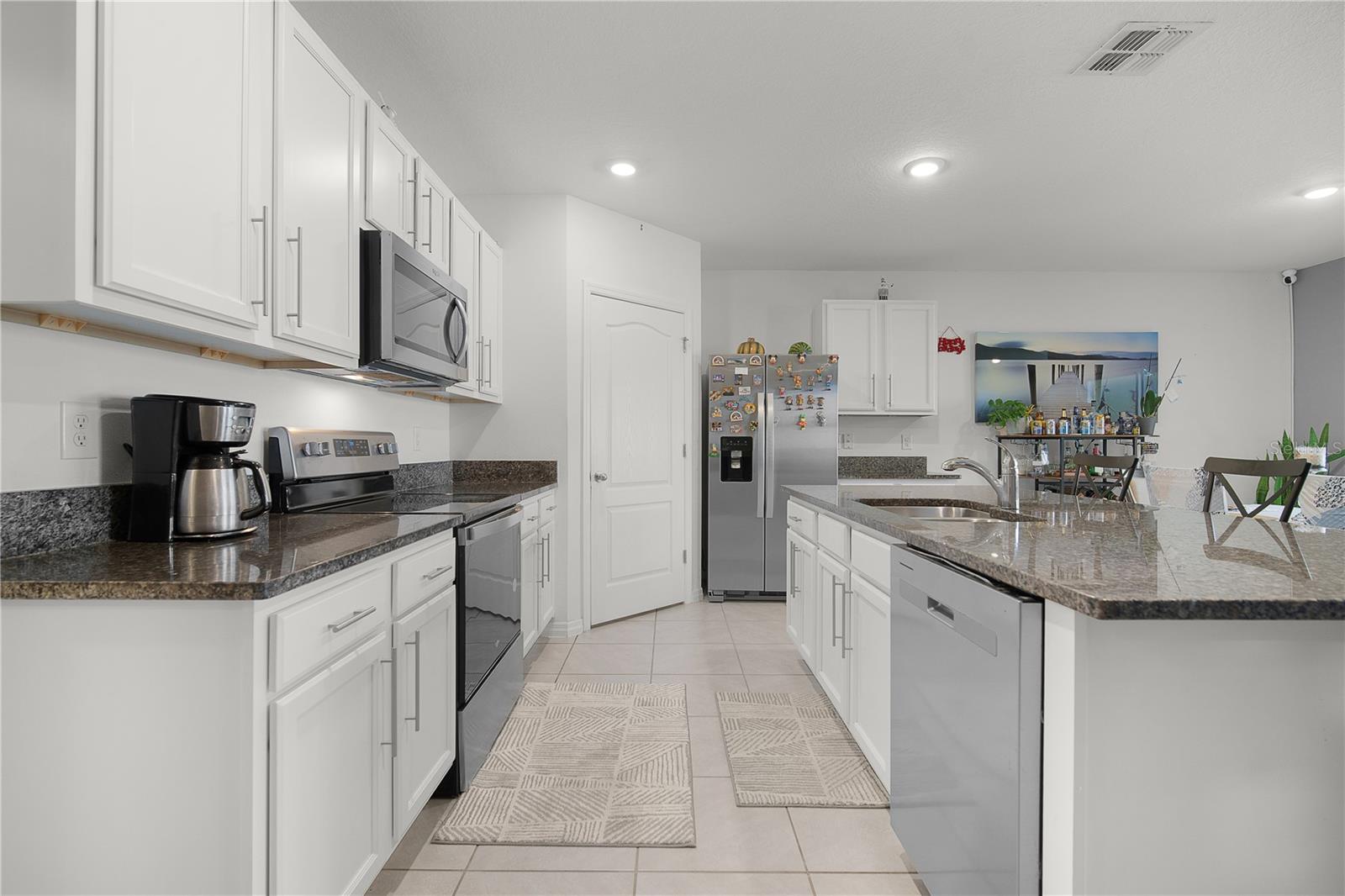 EASTGROVE - Residential