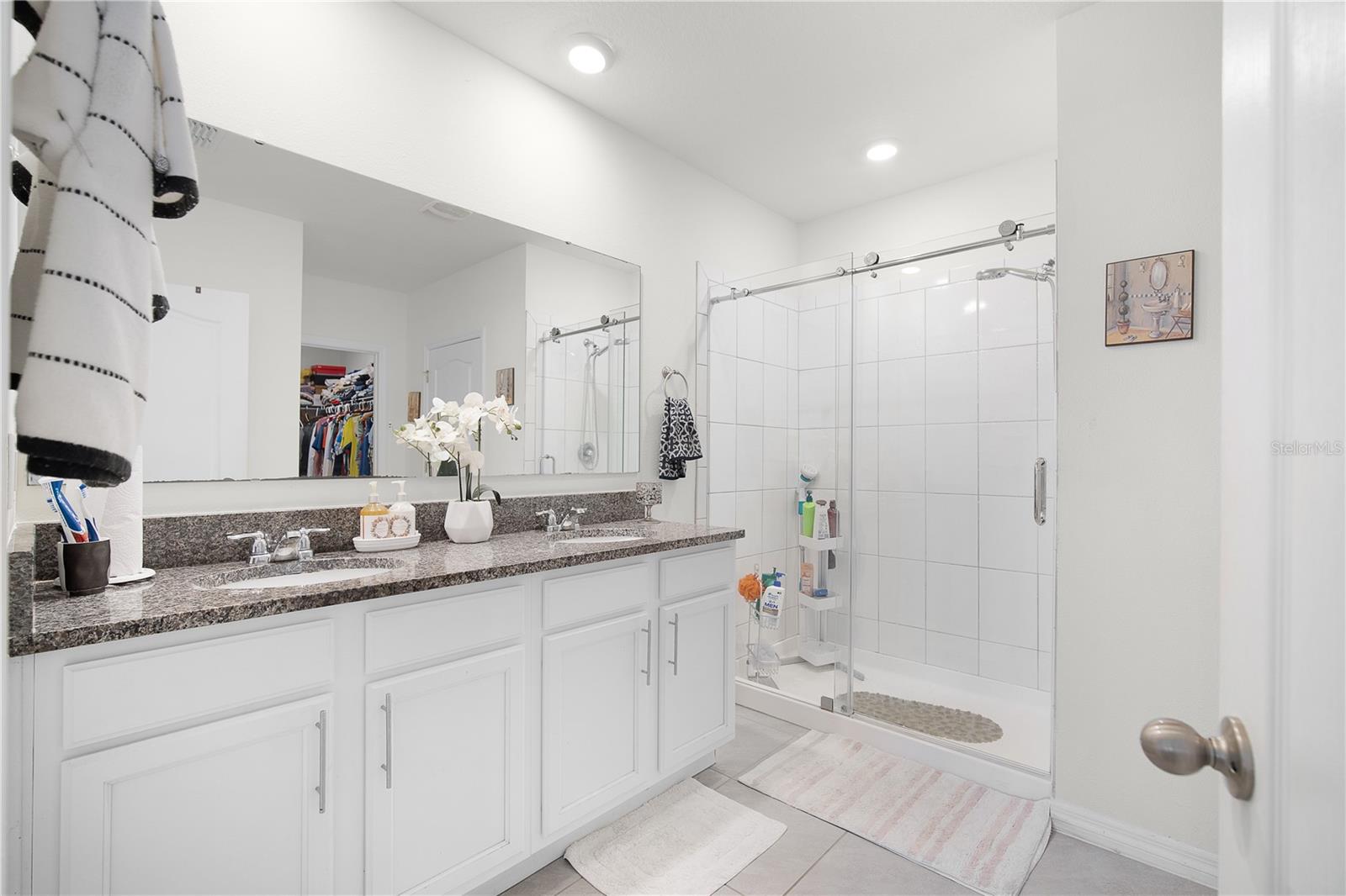 EASTGROVE - Residential