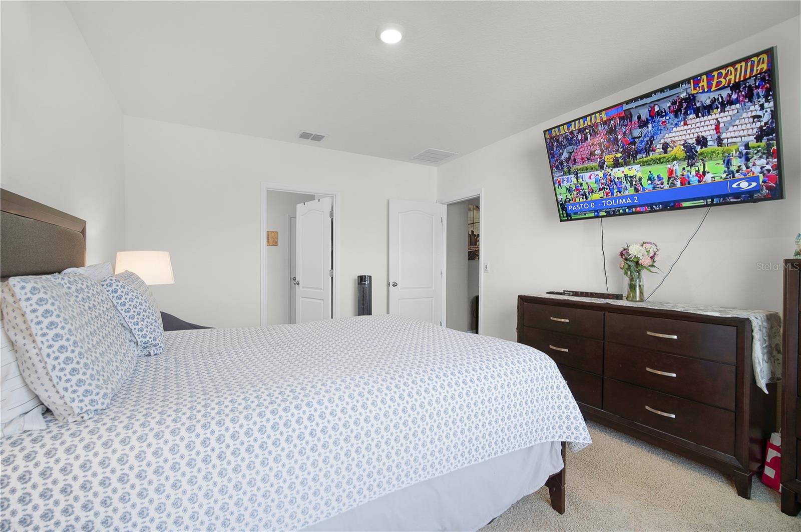 EASTGROVE - Residential
