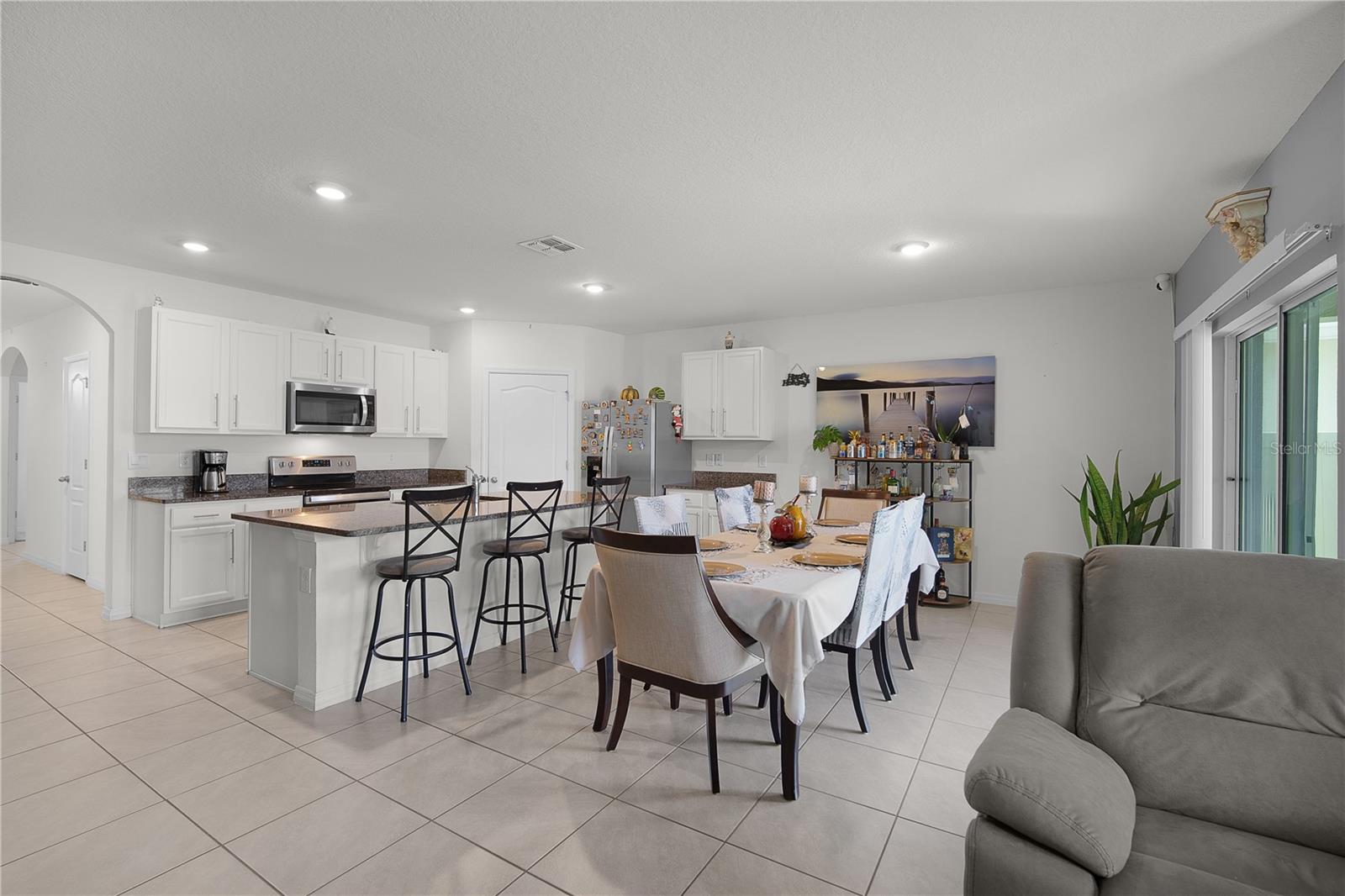 EASTGROVE - Residential