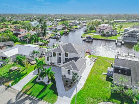 A home in APOLLO BEACH