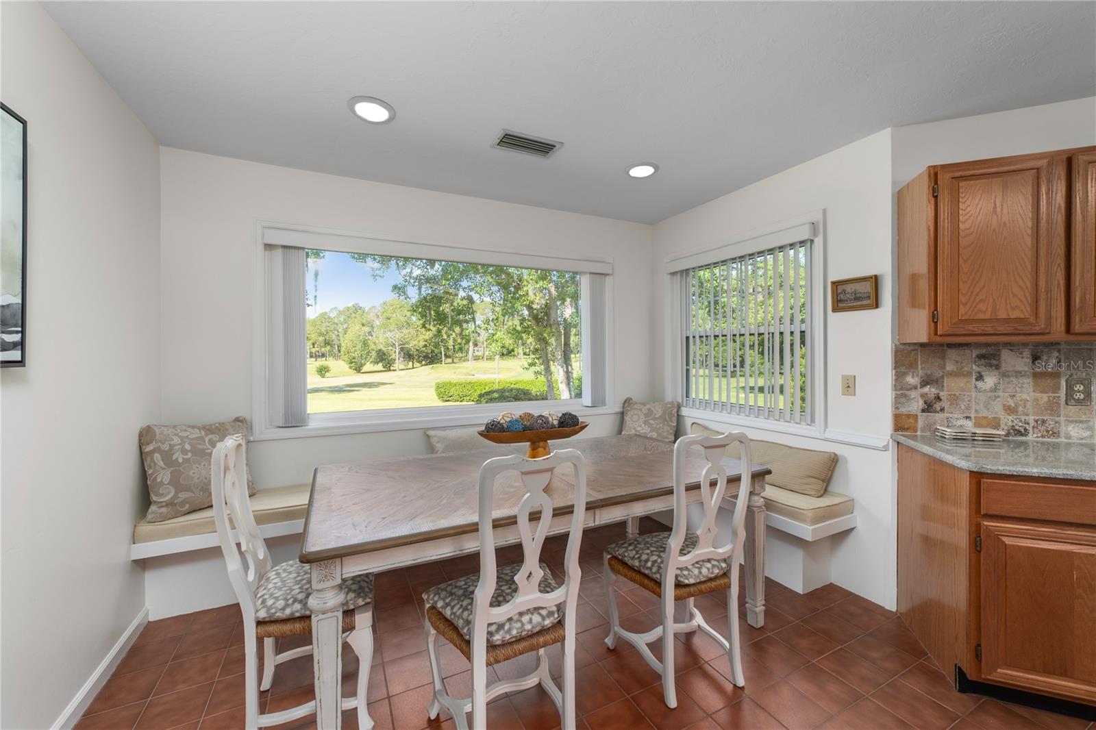 GOLDEN HILLS TURF & COUNTRY CLUB - Residential