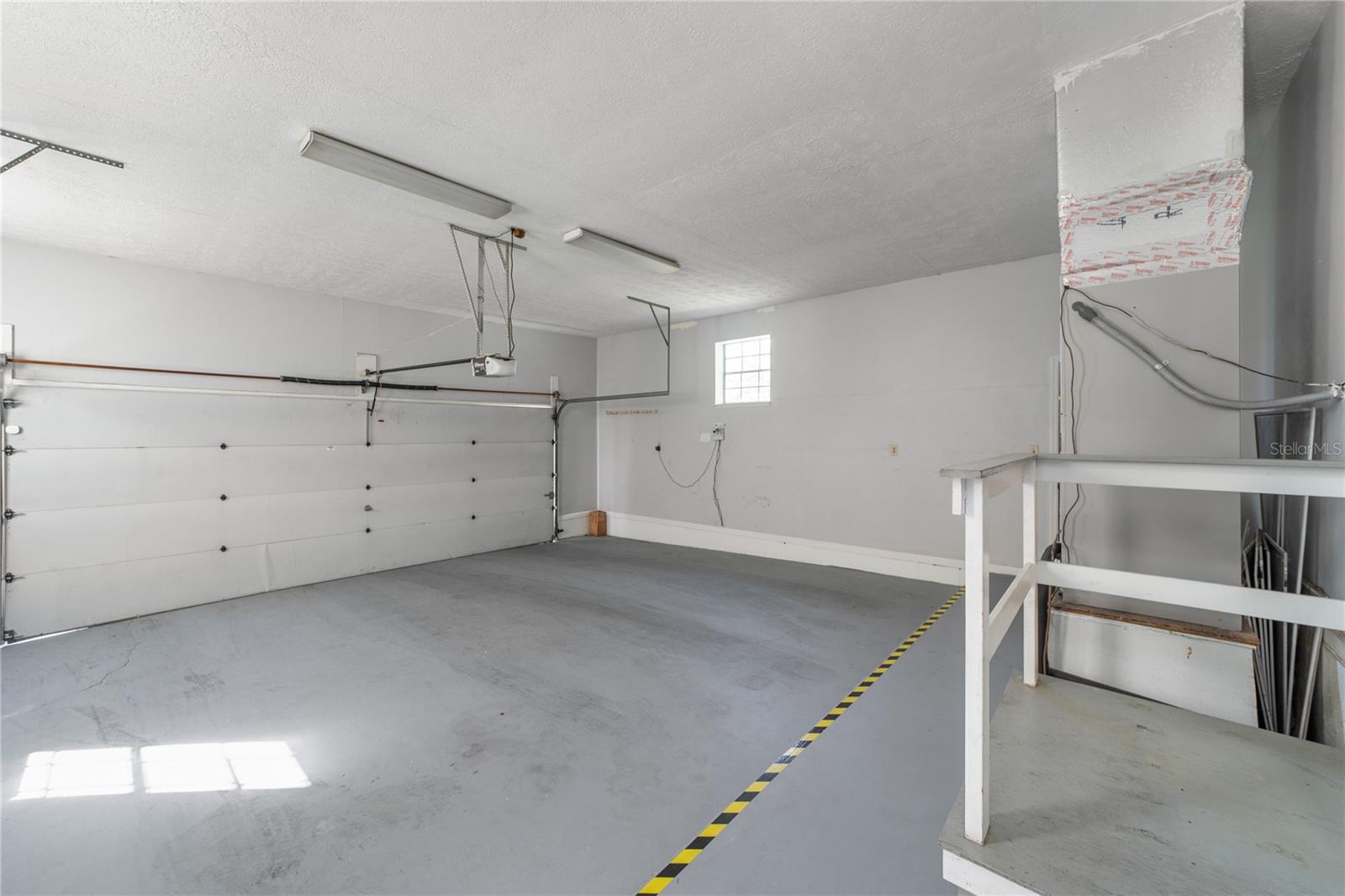 GOLDEN HILLS TURF & COUNTRY CLUB - Residential