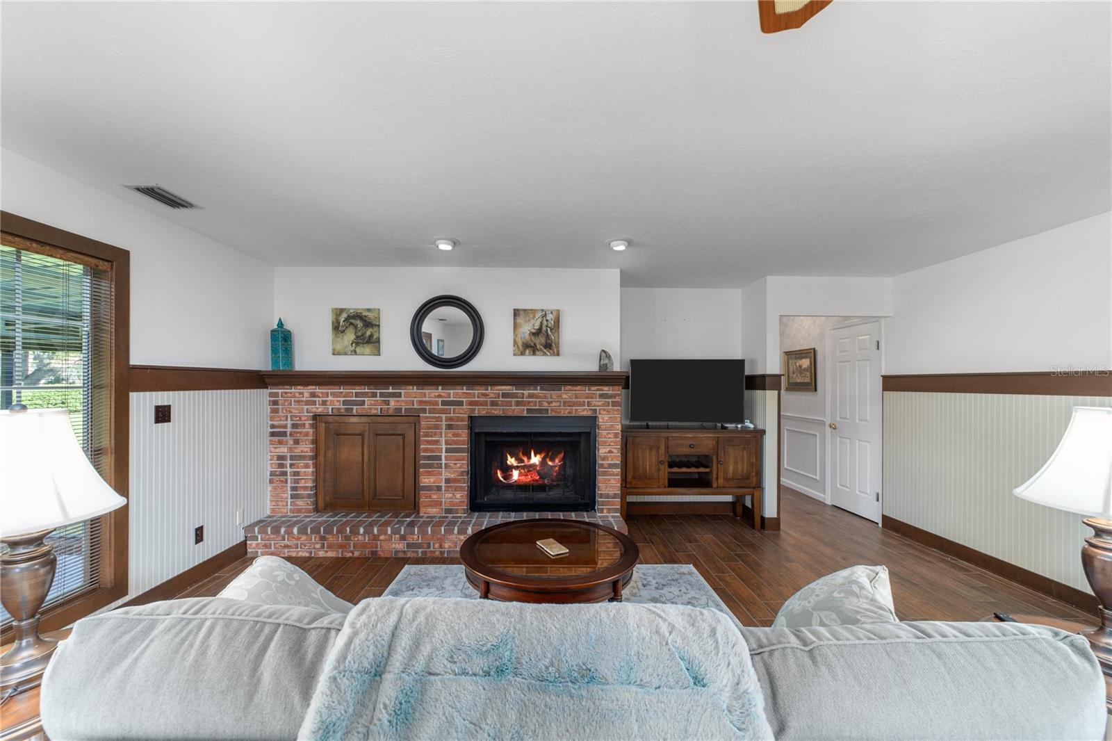 GOLDEN HILLS TURF & COUNTRY CLUB - Residential