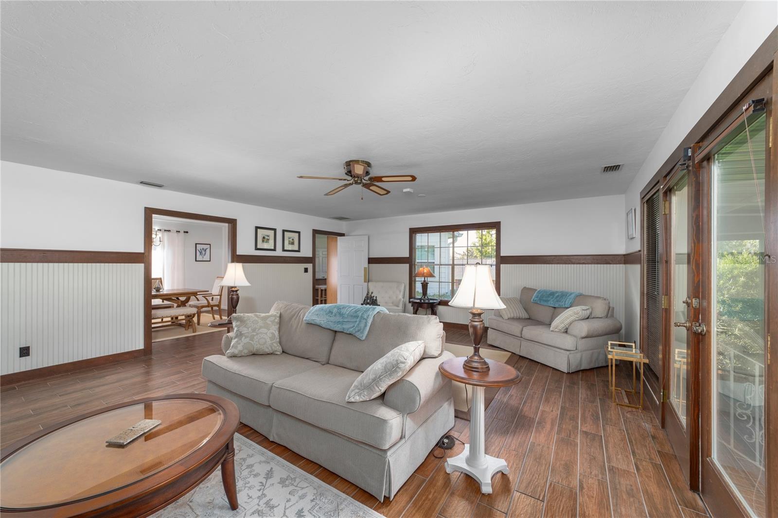 GOLDEN HILLS TURF & COUNTRY CLUB - Residential