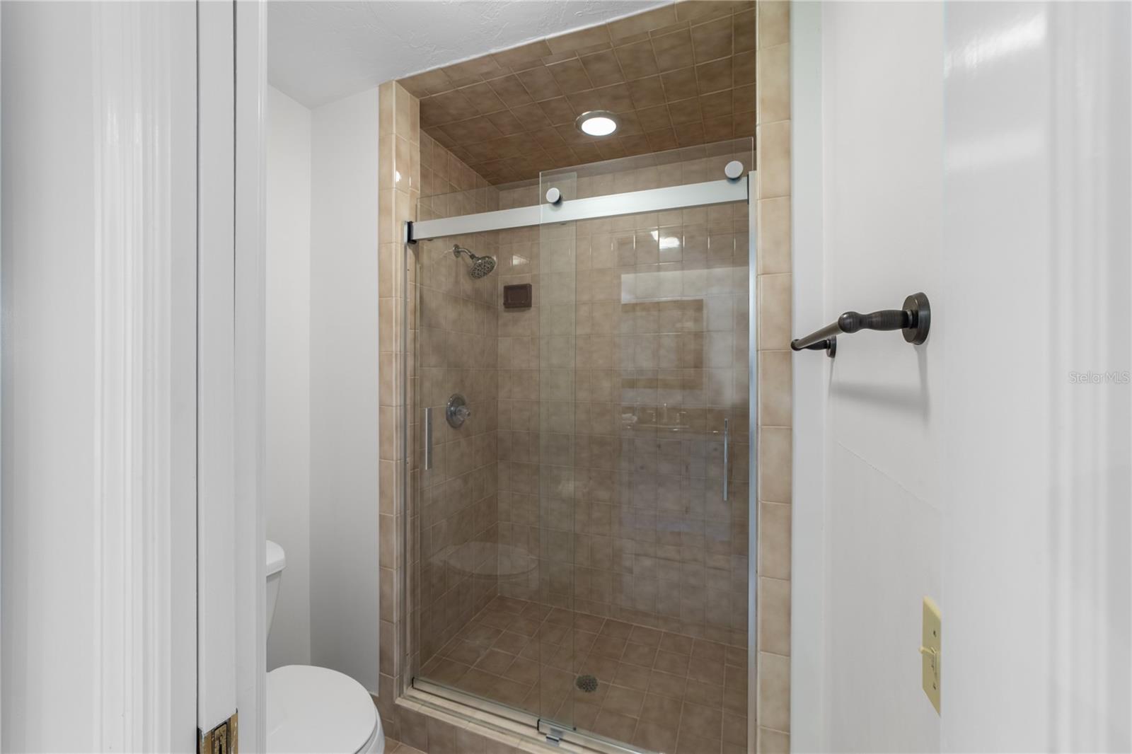 GOLDEN HILLS TURF & COUNTRY CLUB - Residential