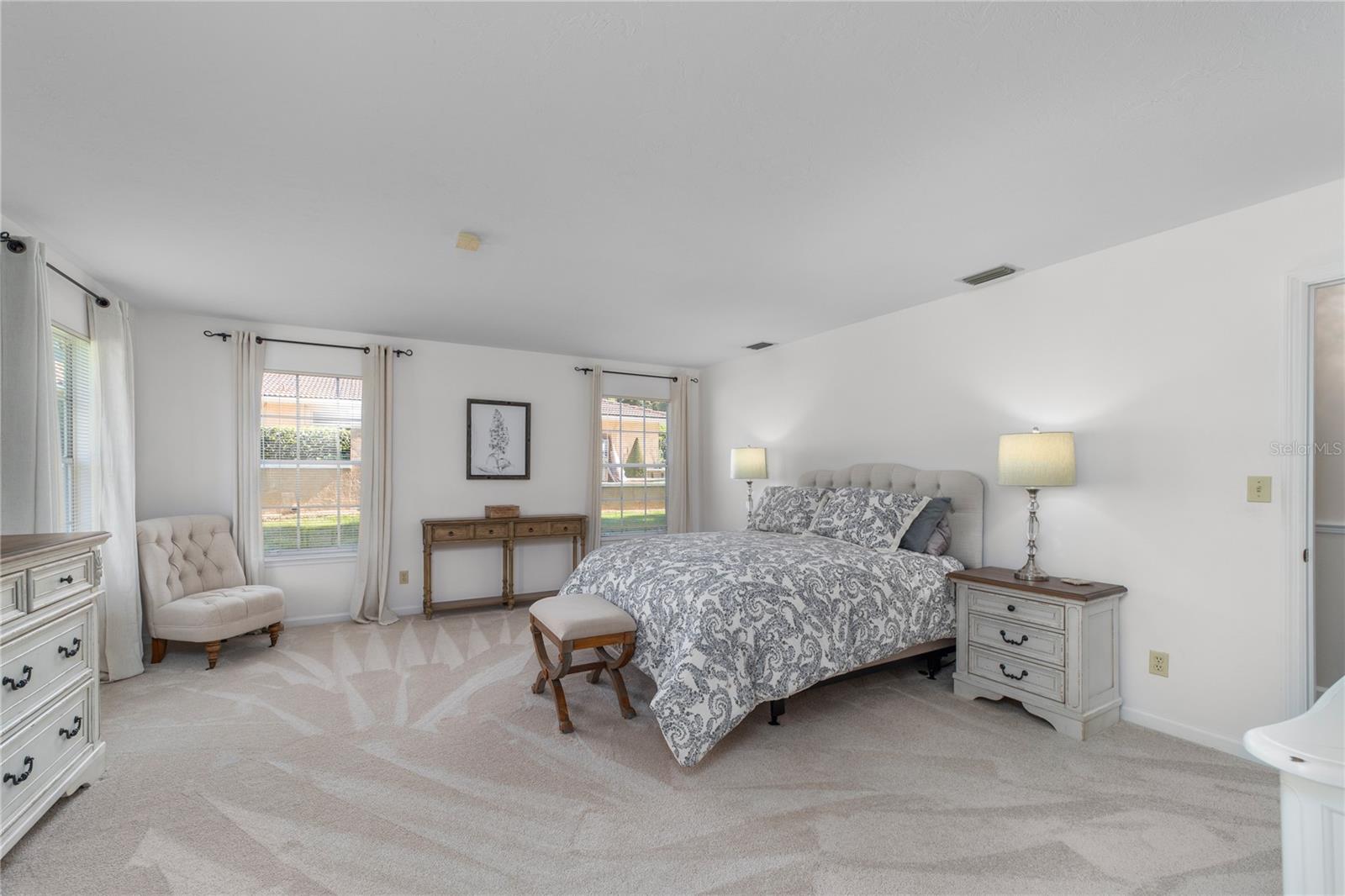 GOLDEN HILLS TURF & COUNTRY CLUB - Residential