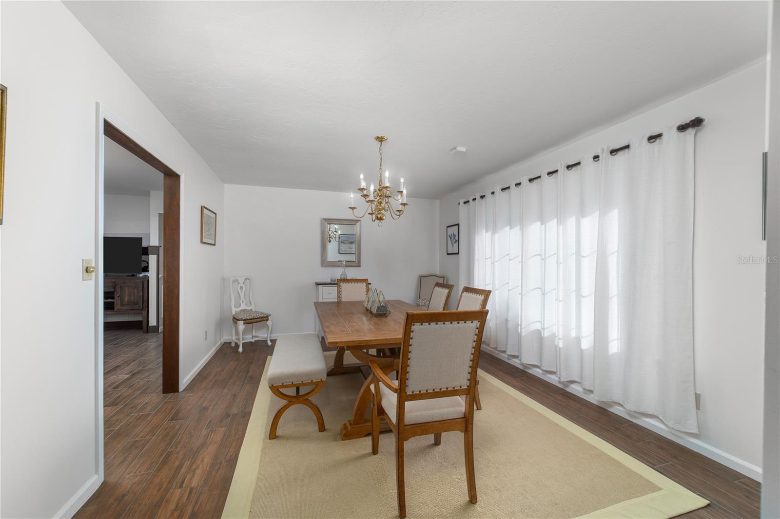 GOLDEN HILLS TURF & COUNTRY CLUB - Residential