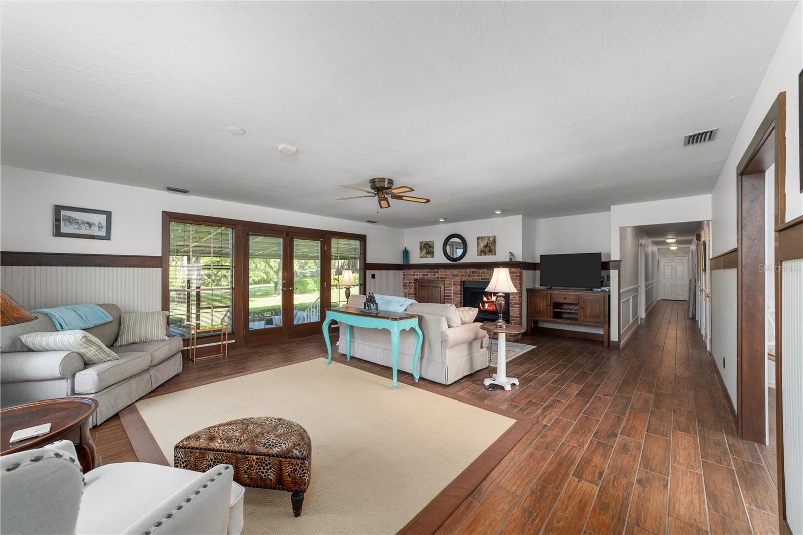 GOLDEN HILLS TURF & COUNTRY CLUB - Residential