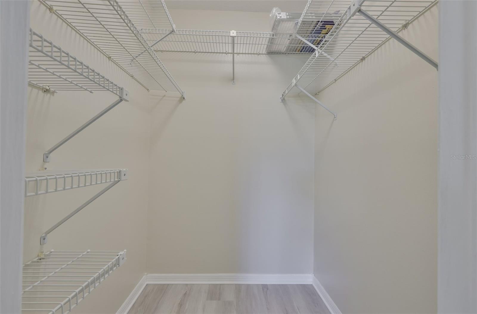 HIGHGATE B CONDO - Residential