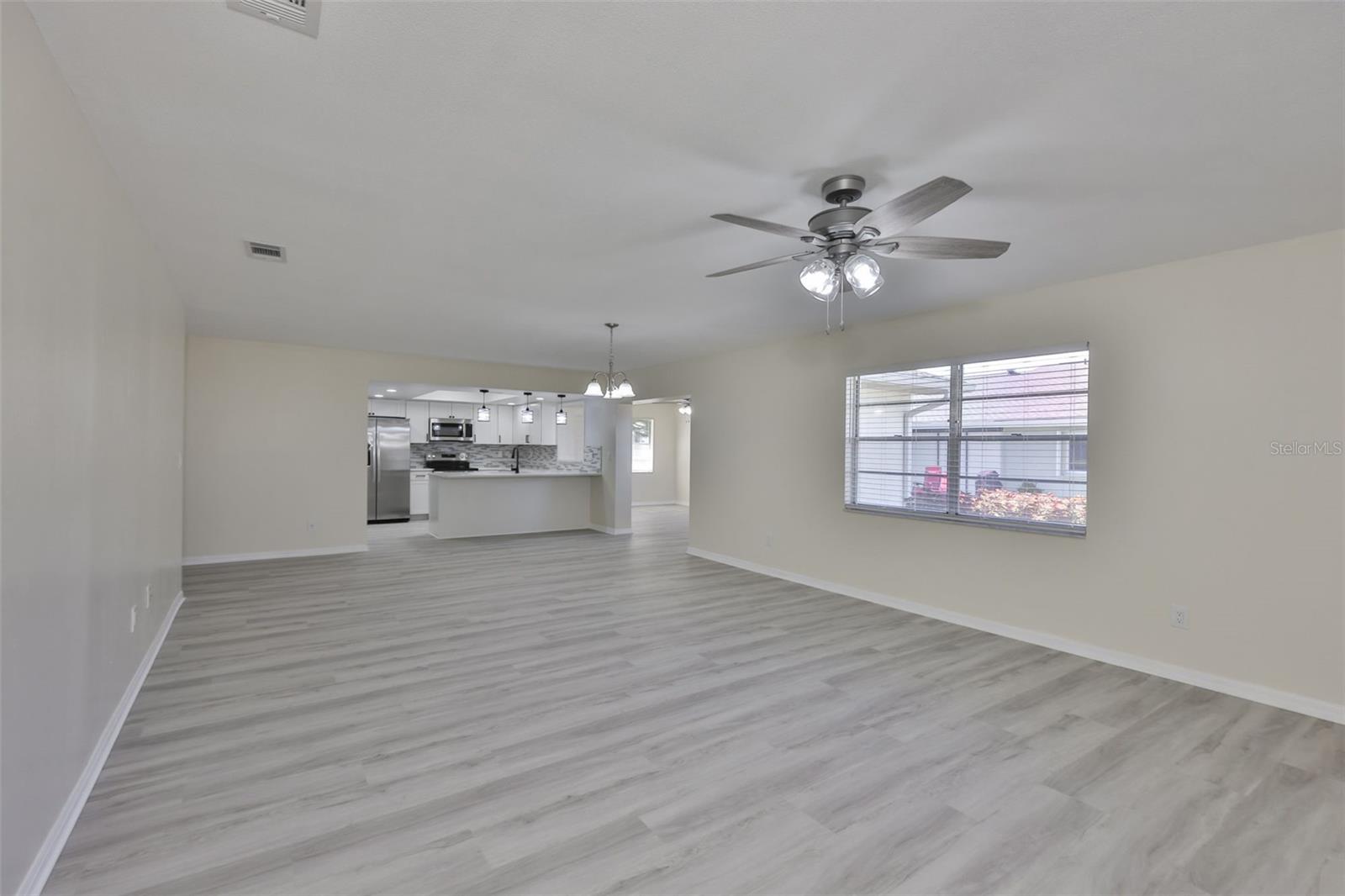 HIGHGATE B CONDO - Residential