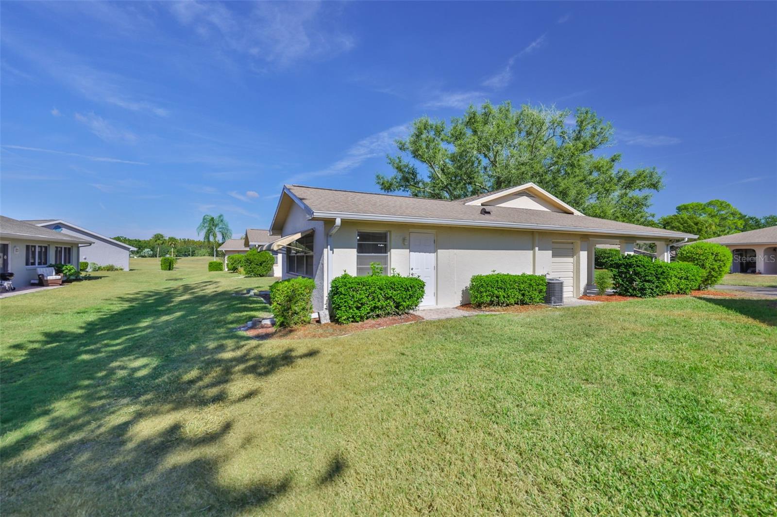 HIGHGATE B CONDO - Residential