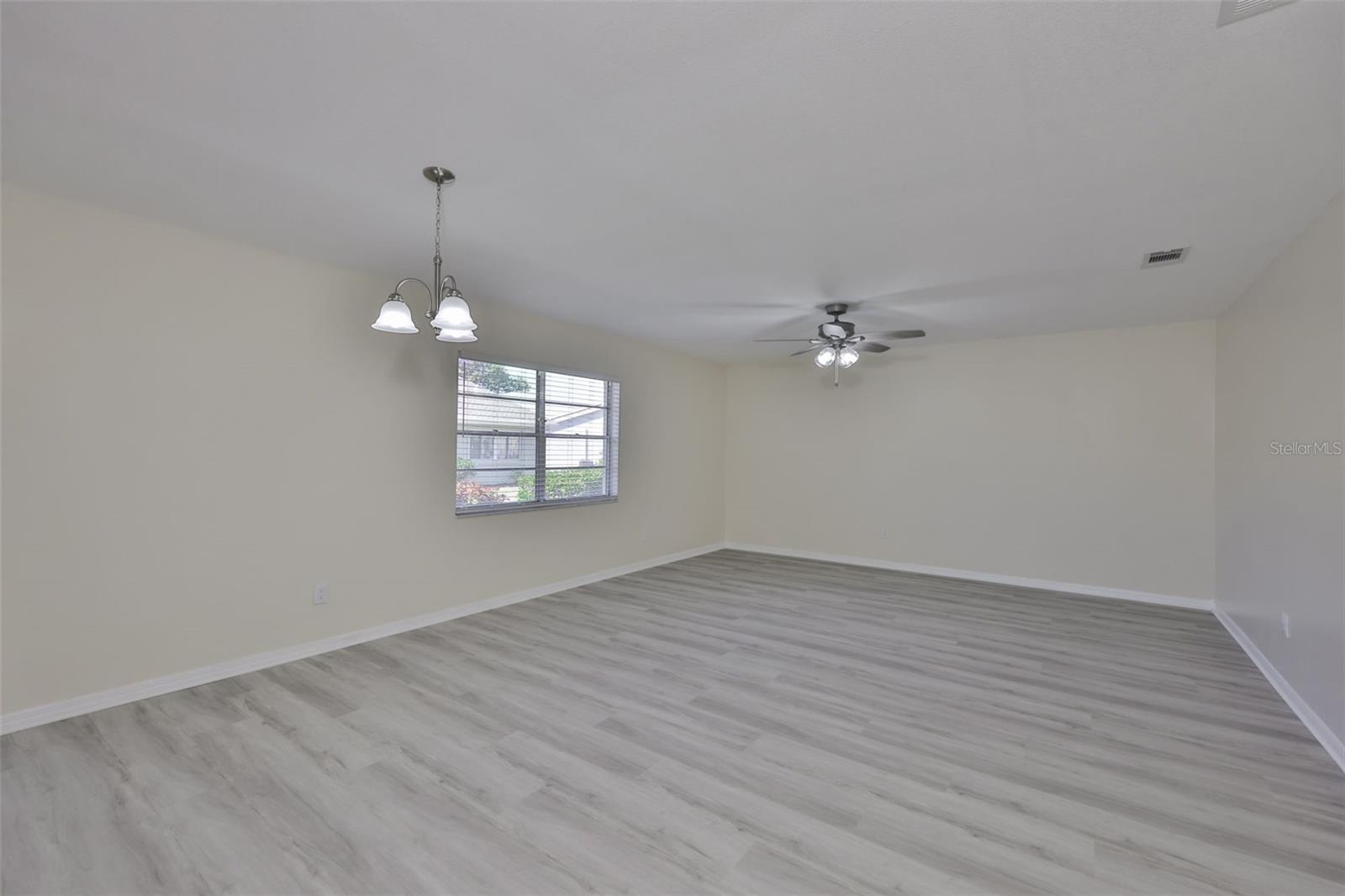 HIGHGATE B CONDO - Residential