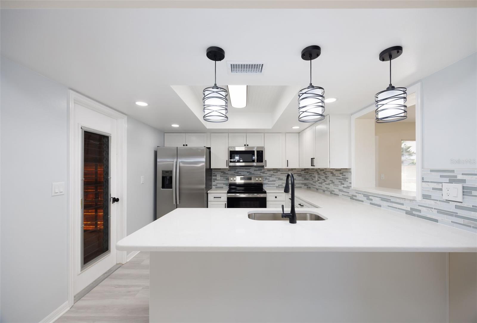 HIGHGATE B CONDO - Residential