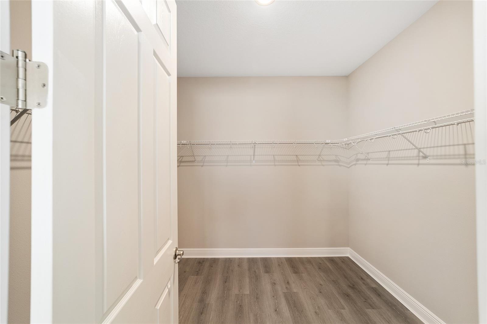 ON TOP OF THE WORLD - Residential