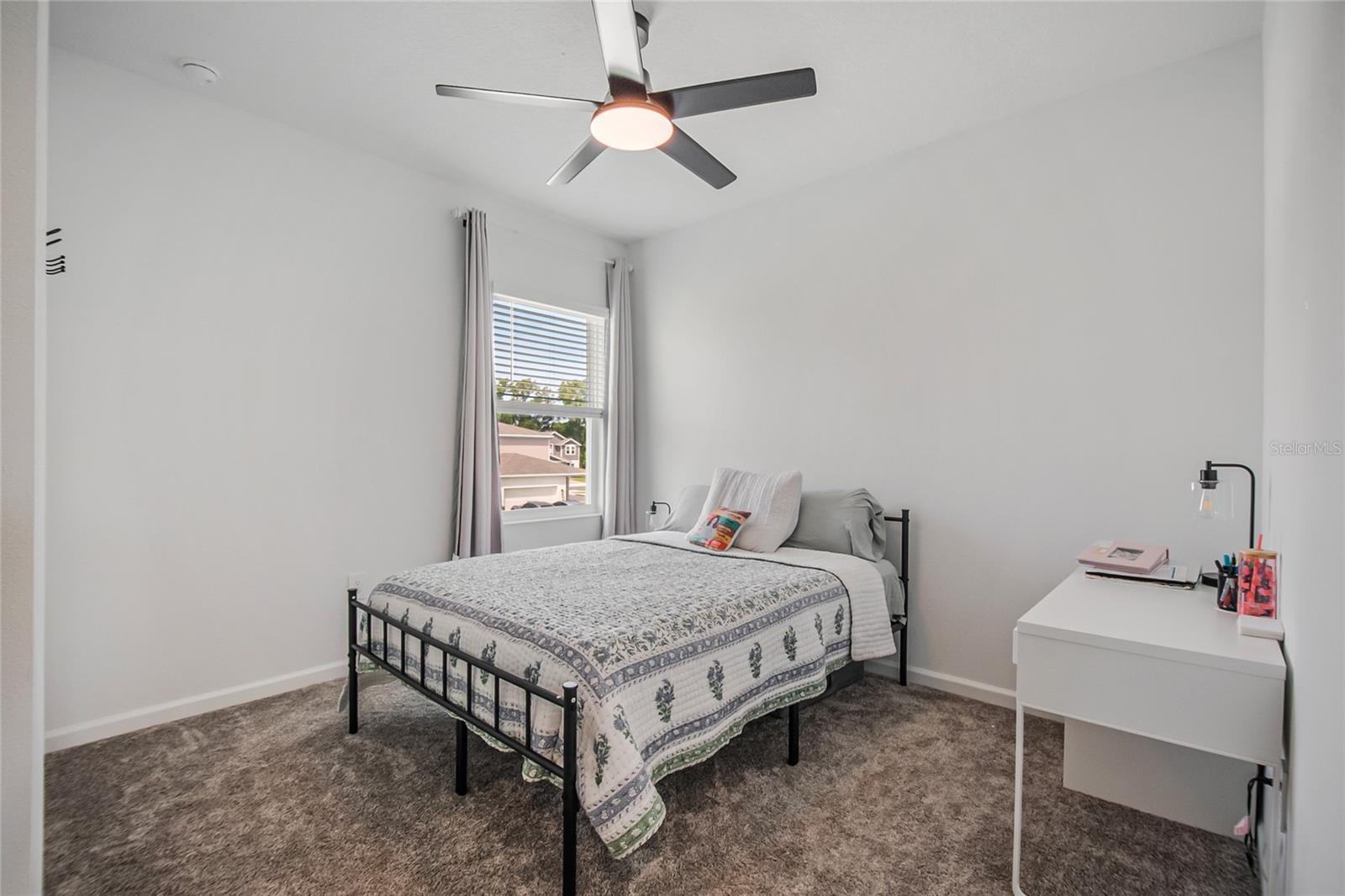 RHETTS RDG - Residential