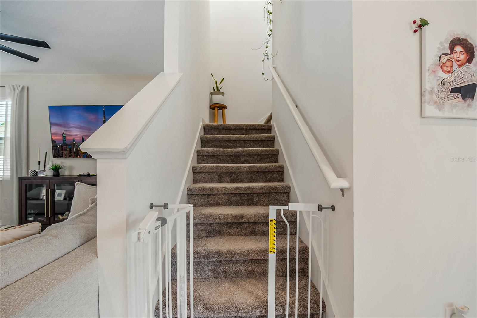 RHETTS RDG - Residential