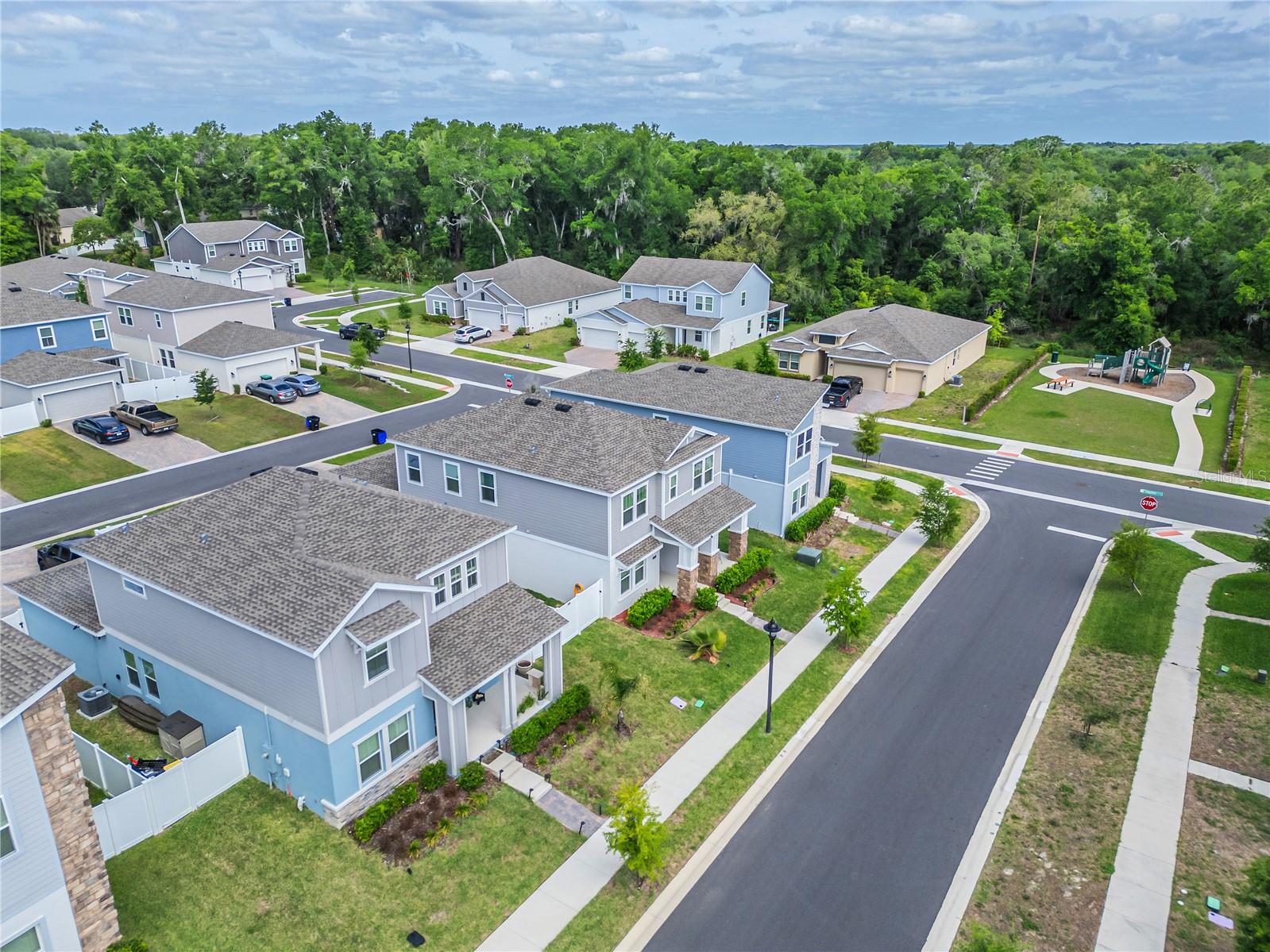 RHETTS RDG - Residential