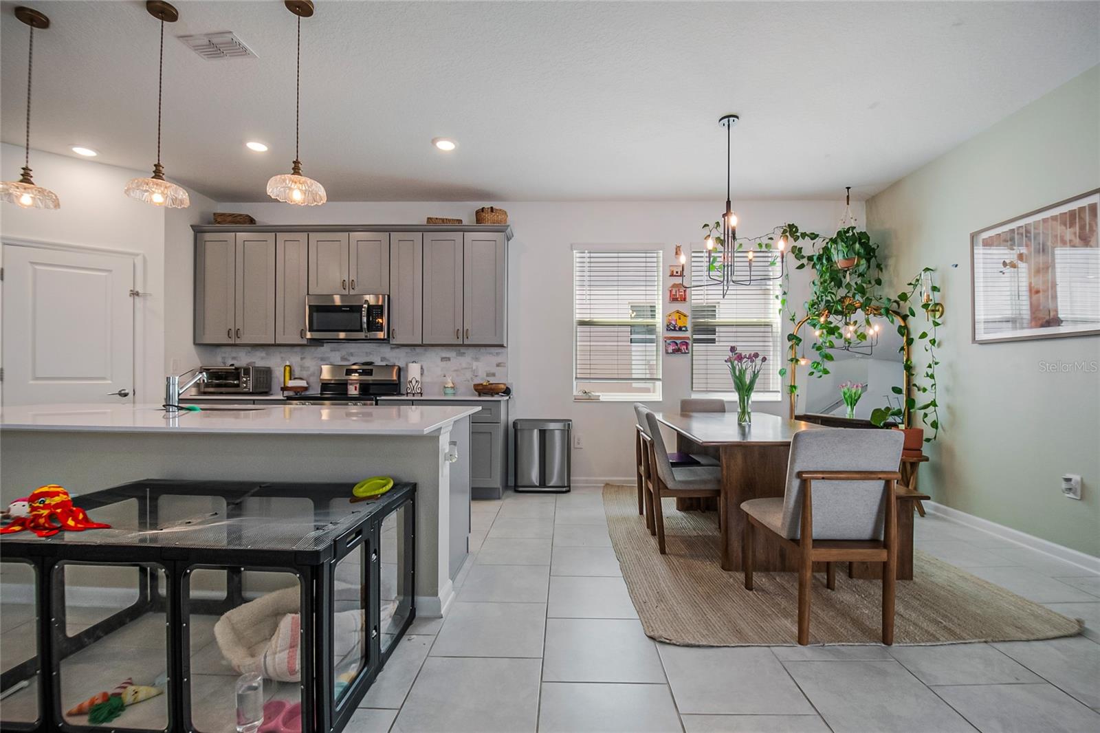 RHETTS RDG - Residential