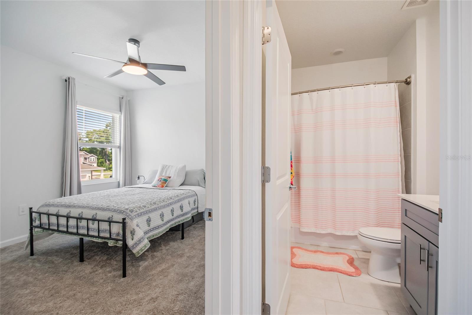 RHETTS RDG - Residential