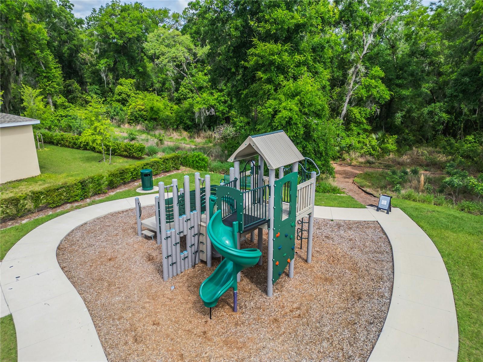 RHETTS RDG - Residential