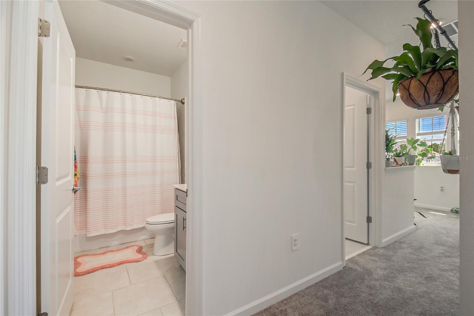 RHETTS RDG - Residential