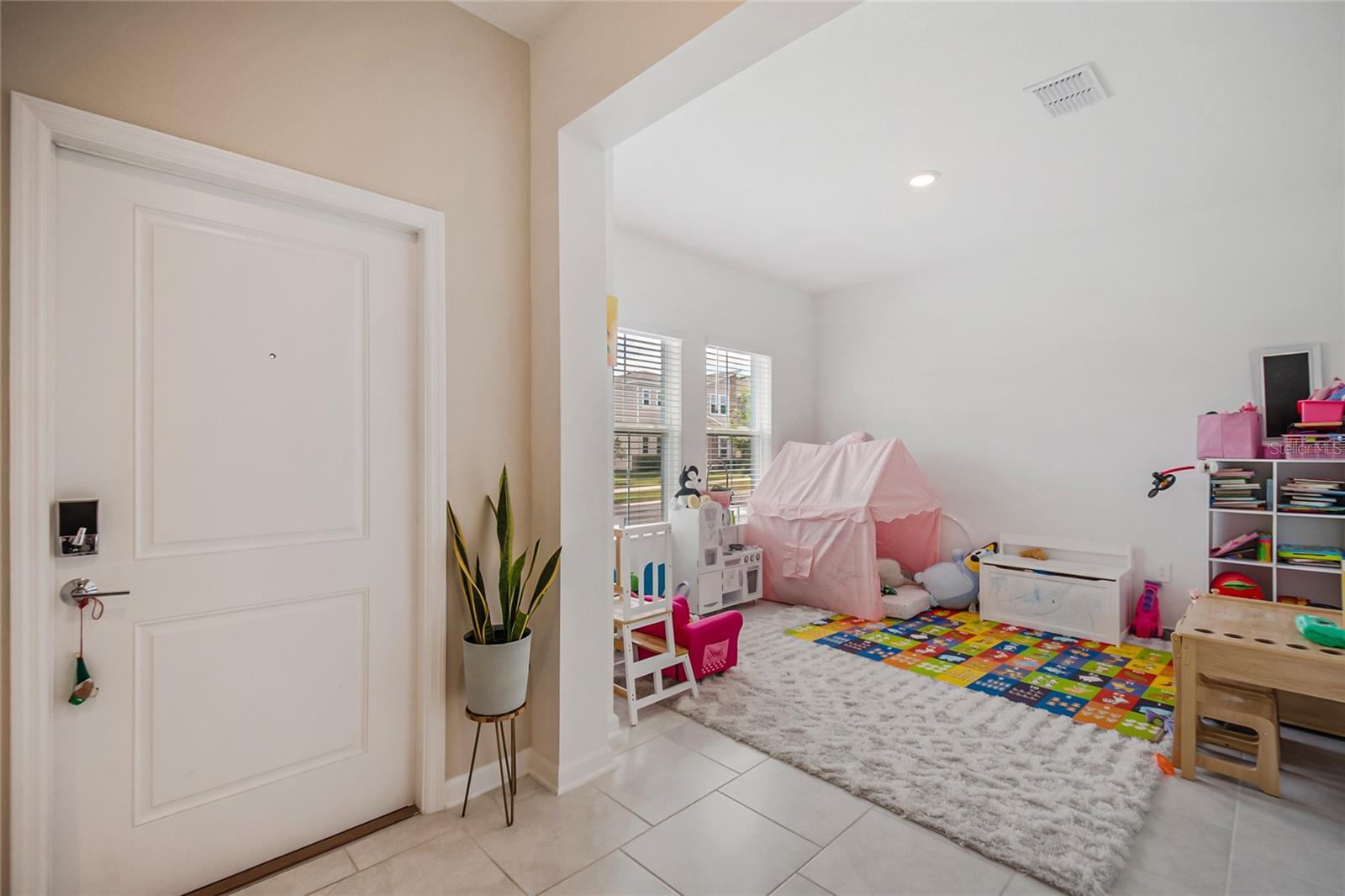 RHETTS RDG - Residential