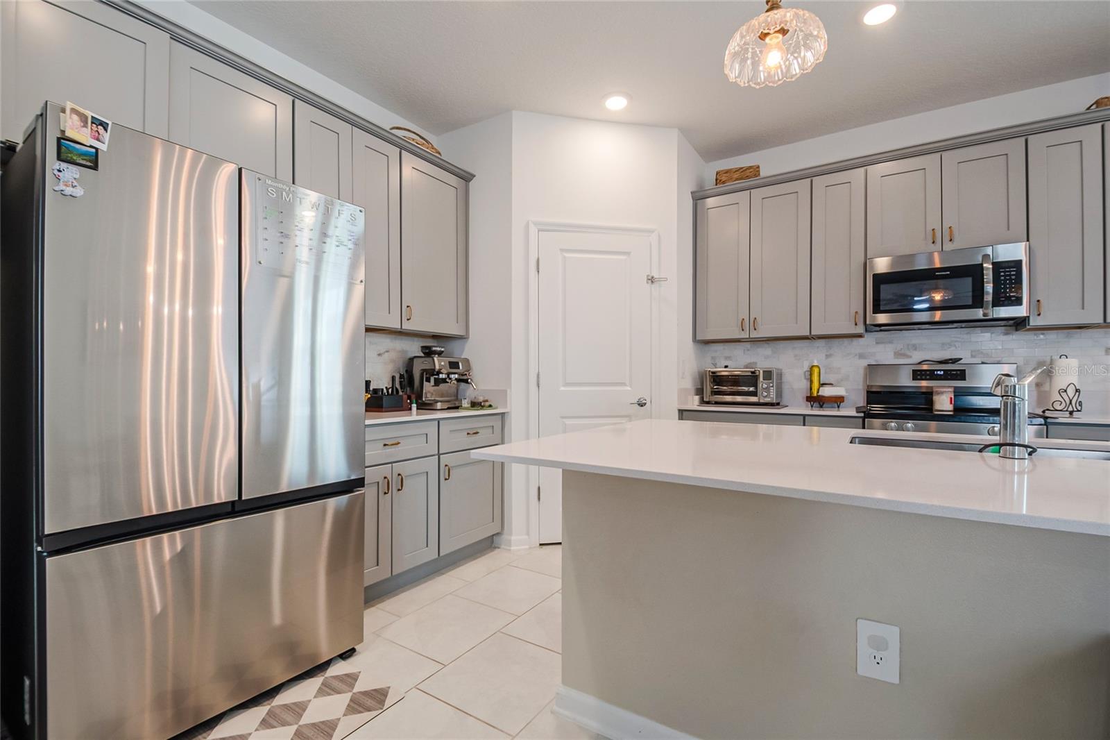 RHETTS RDG - Residential