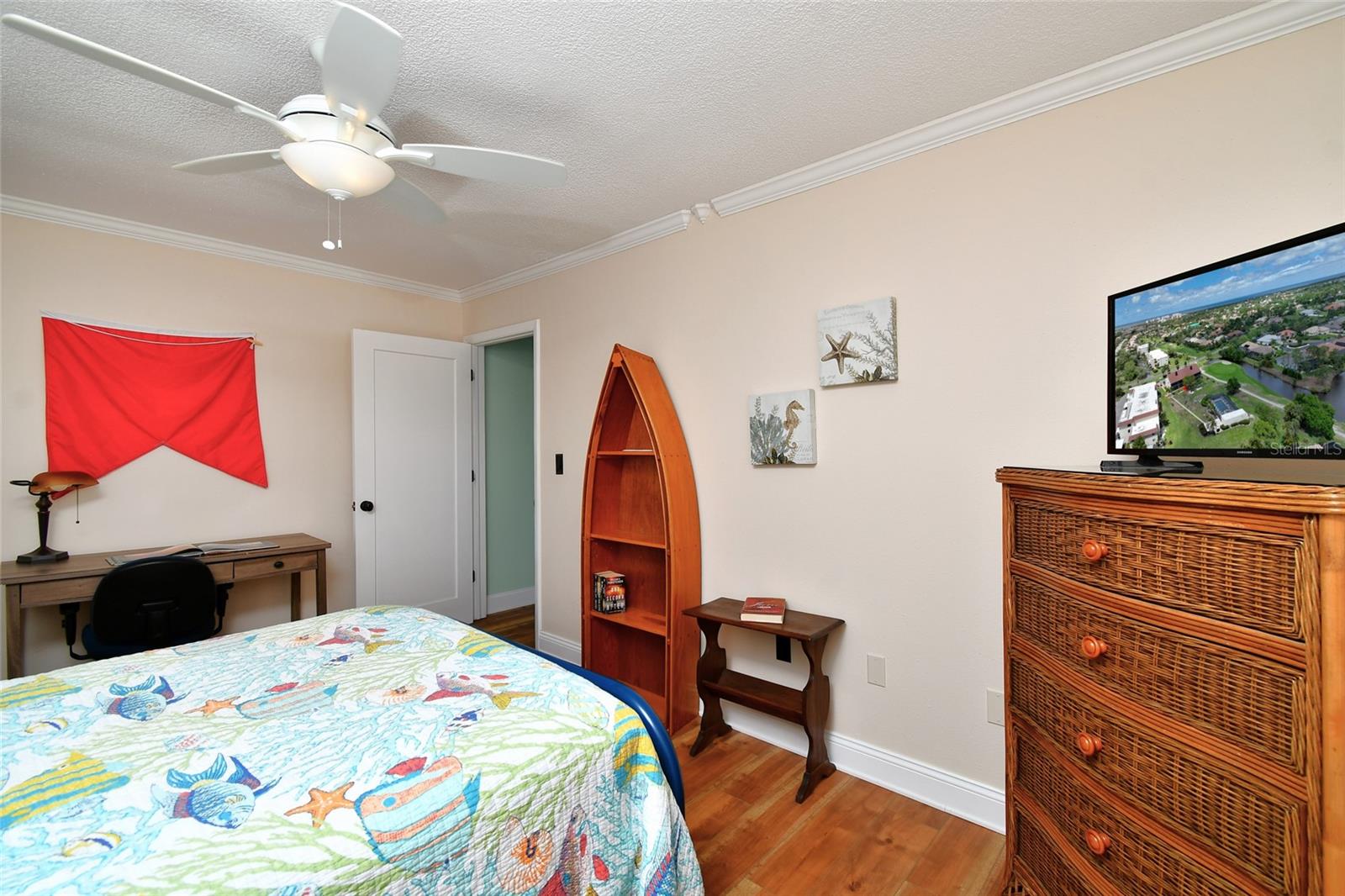 SPINNAKER CLUB CONDO - Residential