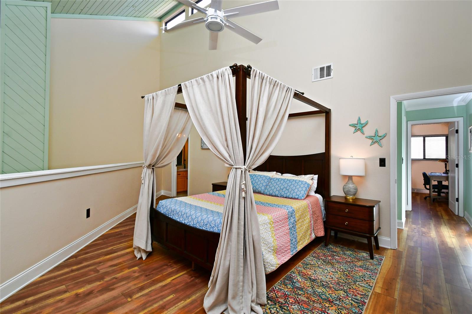 SPINNAKER CLUB CONDO - Residential