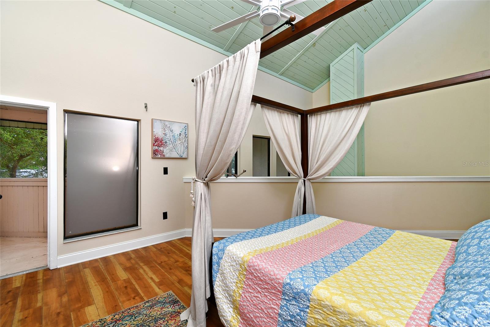 SPINNAKER CLUB CONDO - Residential